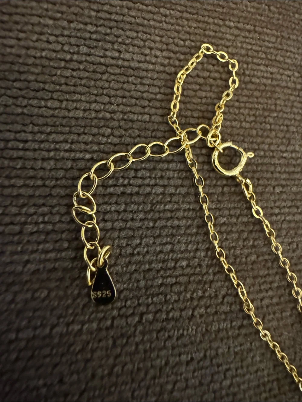 0.5 CT Moissanite S925 over Gold Dancing Motion 2 Hearts Necklace Pendant - Picture 5 of 5